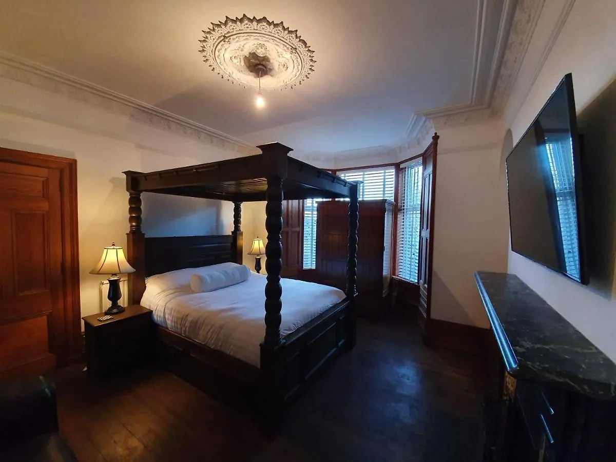 ホームステイ アバディーンTownhouse 250アパートメント